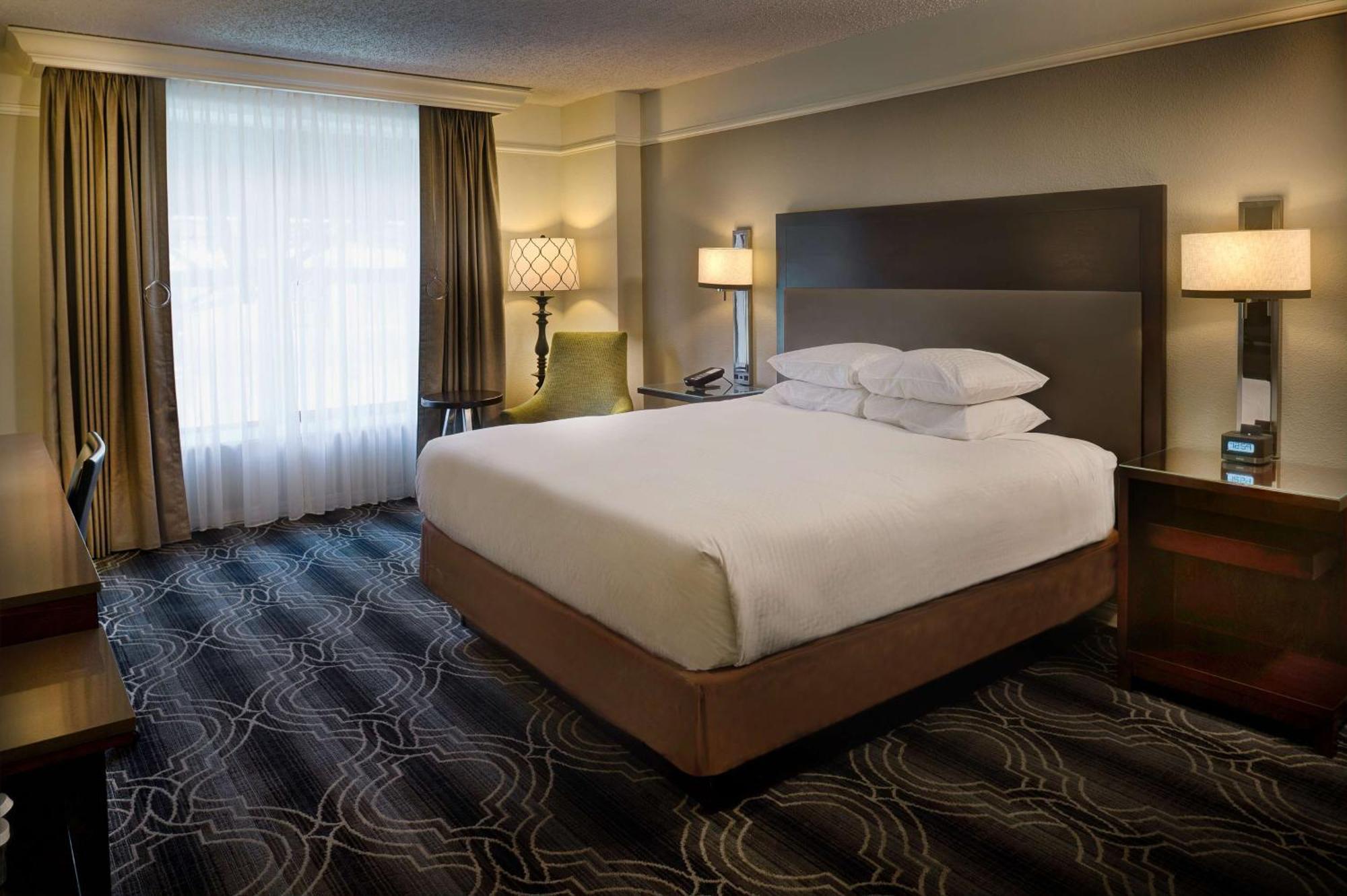 St. Louis Union Station Hotel, Curio Collection By Hilton Exterior photo